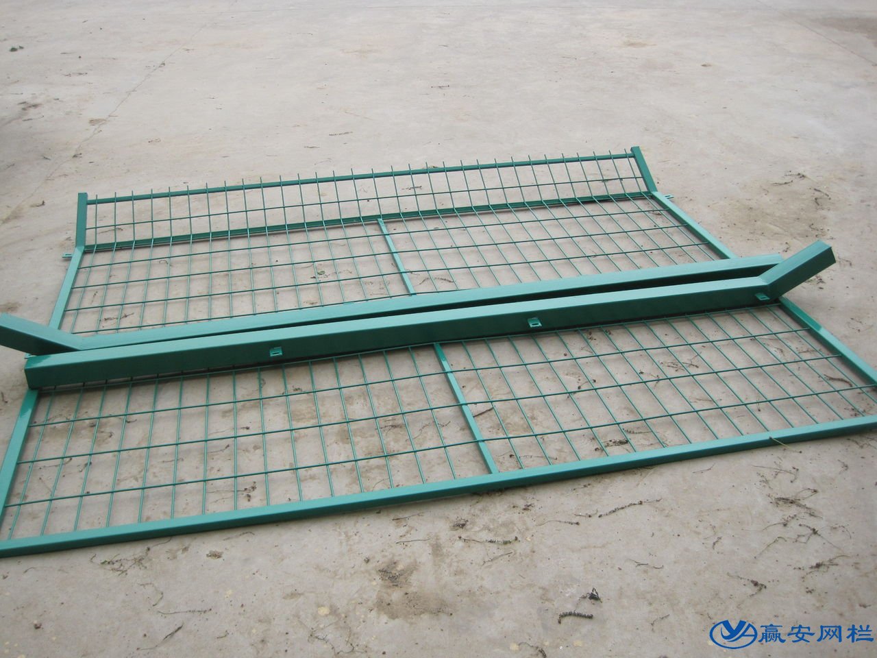 鋼絲圍欄網(wǎng)