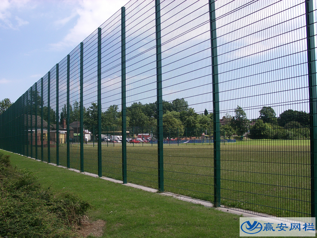 鐵絲圍欄網(wǎng)